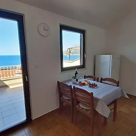 Apartment Roscic Omis Exterior photo